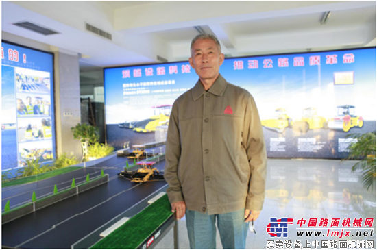 中大機(jī)械:不走尋常路 傳承匠心成就中國(guó)公路攤鋪專(zhuān)家