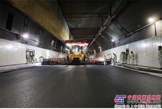 中大機(jī)械:不走尋常路 傳承匠心成就中國(guó)公路攤鋪專(zhuān)家